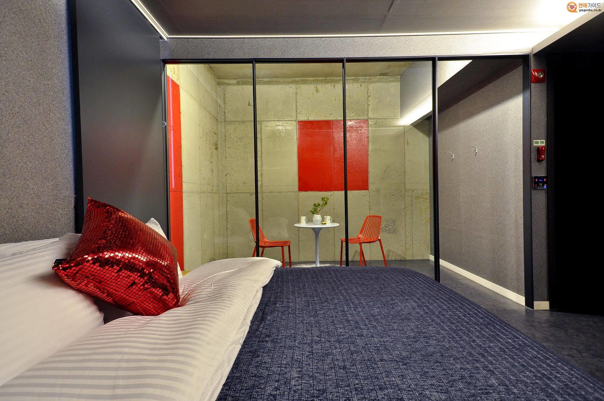Boutique H Hotel Тегу Екстер'єр фото