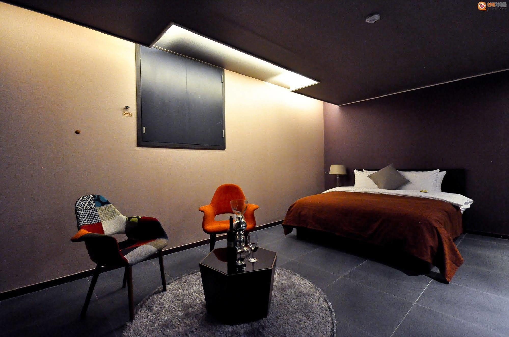 Boutique H Hotel Тегу Екстер'єр фото